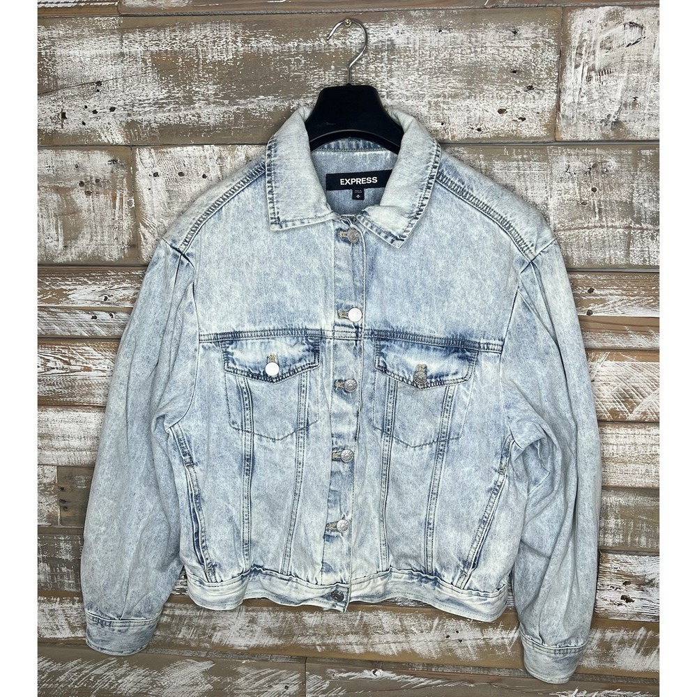 Express womens acid washed jean jacket‎ M button up